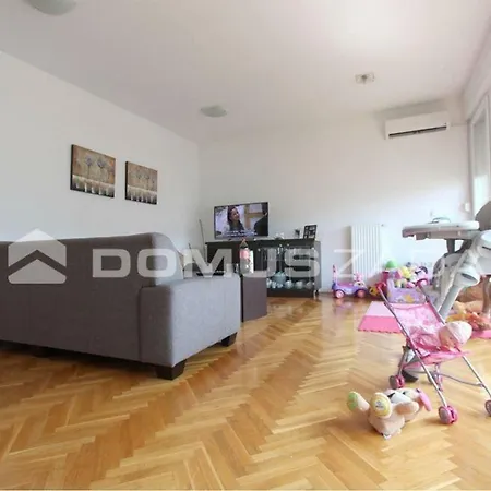 Baltazar Spacious Apt Zadar