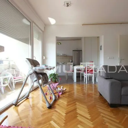 Baltazar Spacious Apt *